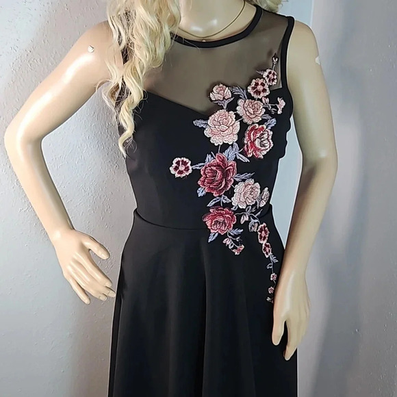 Xtraordinary High Low Floral dress Size 5 - Picture 2 of 15